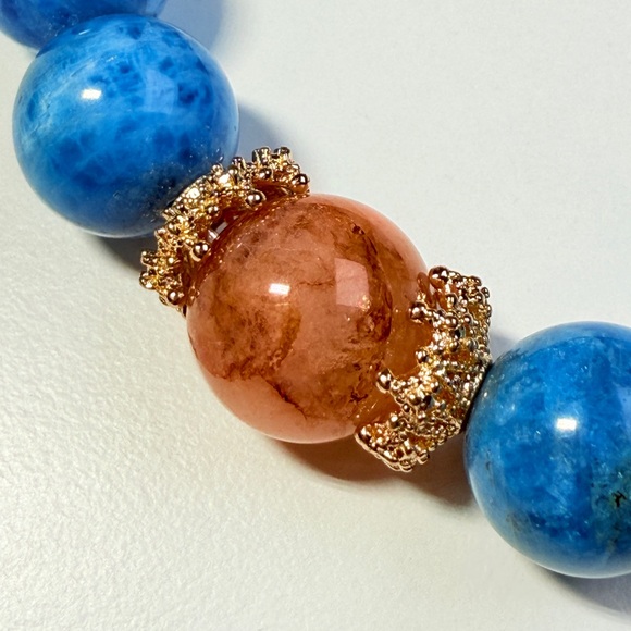 Handmade Blue Stone Bracelet with Peach Center Bead - Picture 5 of 6